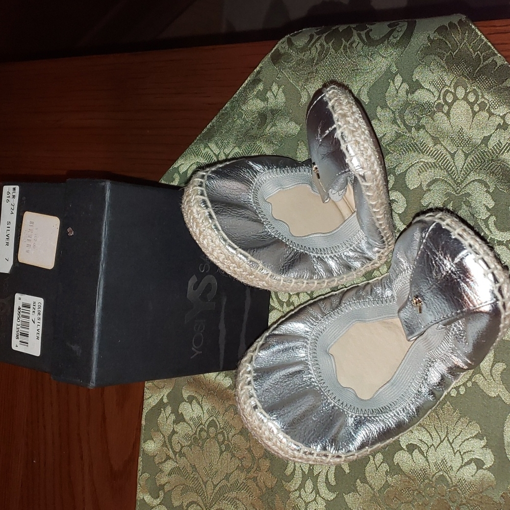 NWT, Yosi Samra Lara Silver Ballet Slippers - Picture 5 of 6